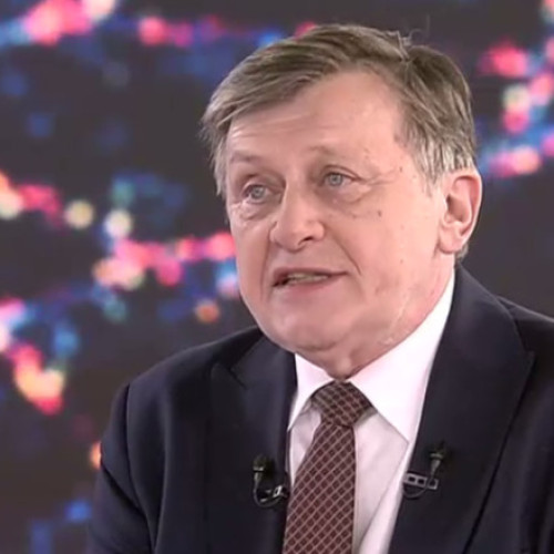 Crin Antonescu afirmă că relația cu Ilie Bolojan este "impecabilă"