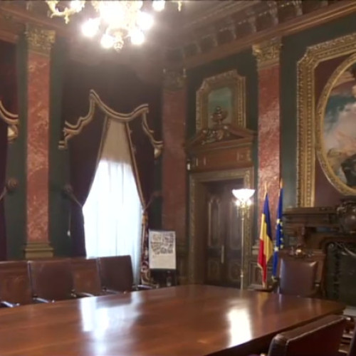 Palatul Vechi al Băncii Naționale a României a fost deschis publicului pentru două zile, eveniment care a atras mulți vizitatori interesați de istoria și arhitectura acestei clădiri de peste 100 de ani, conform digi24.ro. Clădirea de pe Lipscani, considerată cea mai impunătoare din Centrul Vechi al Capitalei, își păstrează farmecul și povestea în spatele ușilor de fier, ca o adevărată bijuterie arhitecturală.