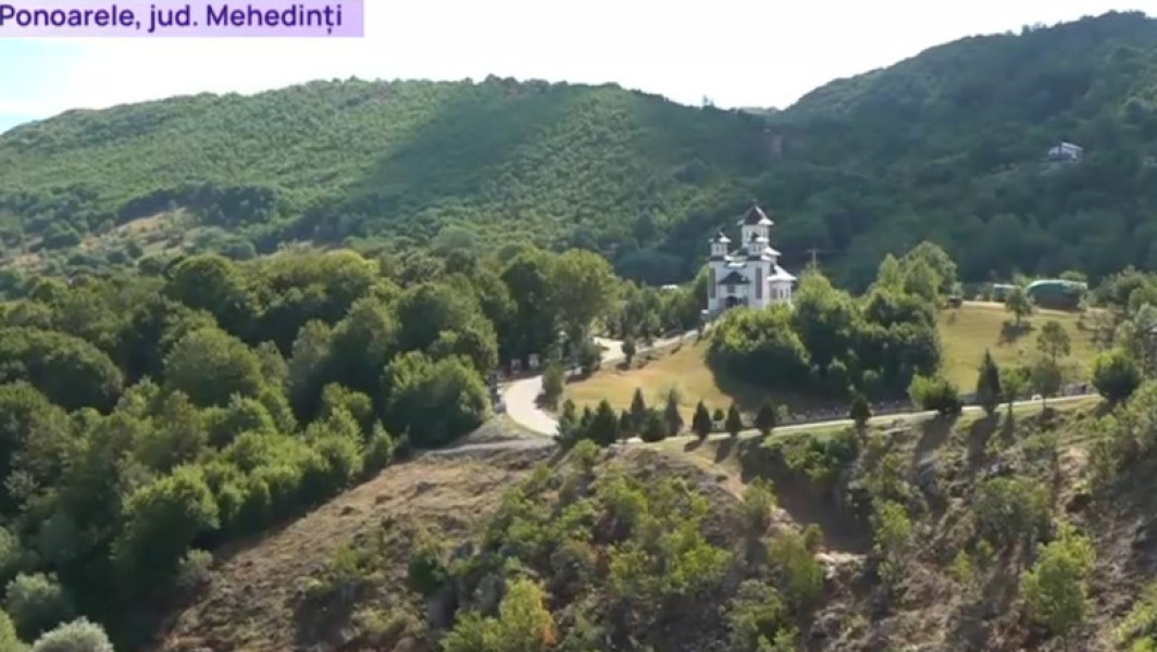 Video Podul lui Dumnezeu și aurul ascuns al strămoșilor. Un loc din România atrage tot mai mulți turiști