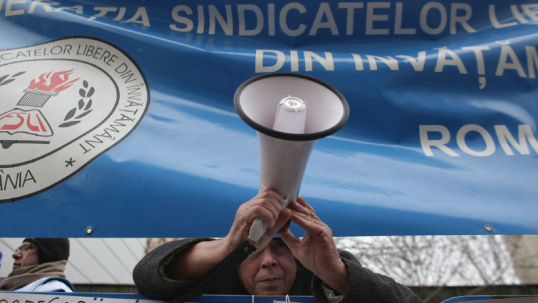 Sindicaliştii din Educație fac apel la Nicușor Dan: Măsurile de „eficientizare” luate de Guvern pot avea un cost mult mai mare 