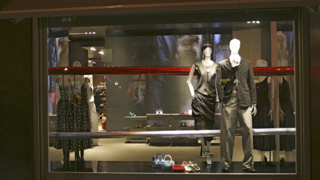 Brand de lux, amendat cu 3,5 milioane de euro. Muncitorii lucrau în condiții ilegale