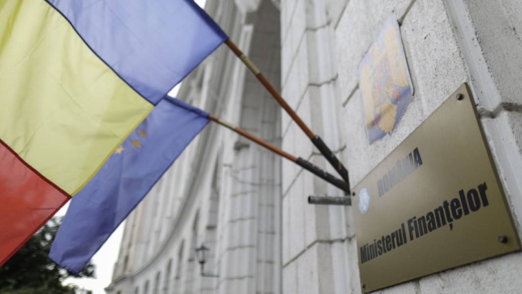 Ministerul Finanţelor a împrumutat azi peste un miliard de lei de la bănci