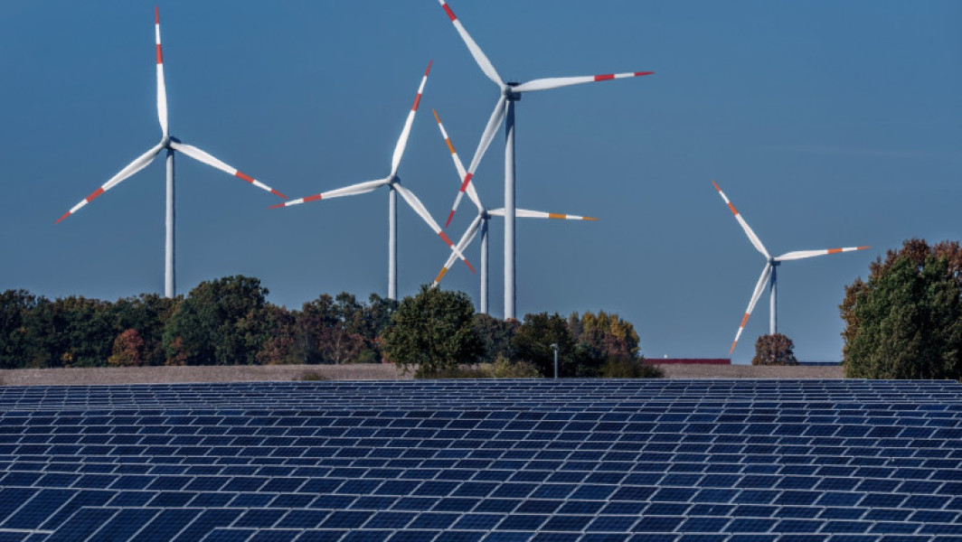 Ministerul Energiei prelungește cu 30 de zile al doilea apel pentru noi capacităţi de producere a energiei din surse regenerabile