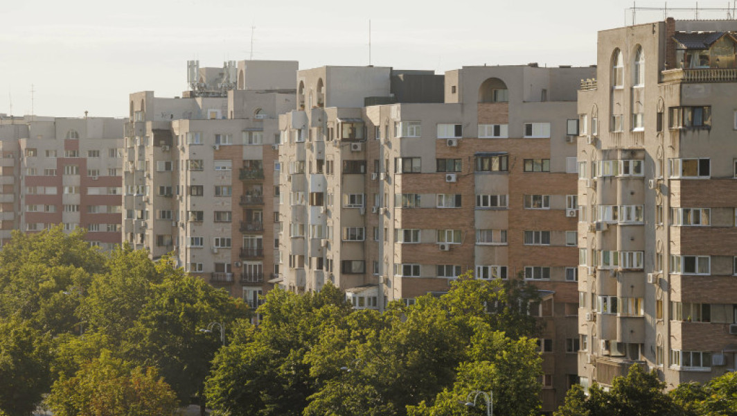 Exclusiv Cu cât vrea guvernul Bolojan să crească impozitul pe locuință. Anunțul făcut de vicepremierul Tanczos Barna