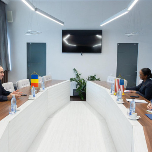 Nazare, întâlnire cu însărcinatul cu afaceri al SUA: Trebuie să ne schimbăm fundamental atitudinea în atragerea de investiţii străine