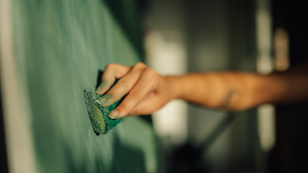 Video Haosul din Educație, în prag de an școlar. Profesorii rămași fără ore se chinuie să-și completeze normele: „Am venit val-vârtej”