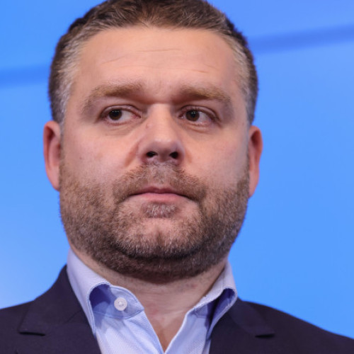 primarul sectorului 6, Ciprian Ciucu, dispus să se fotografieze cu Nicușor Dan