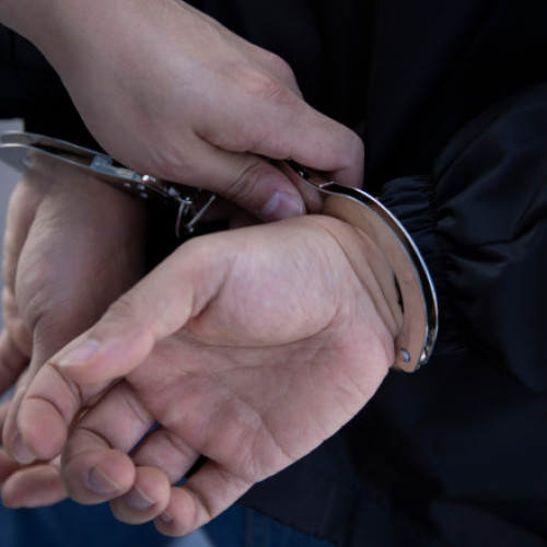 Bărbat de 28 de ani arestat după agresiune asupra a trei tinere într-un tramvai din Sectorul 5