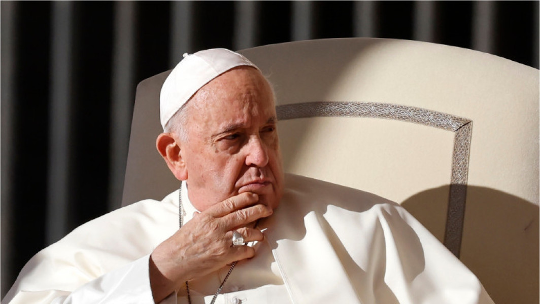 Un bărbat turc, suspectat de planificarea unui atentat asupra Papei Francisc în 2024, a fost arestat în Italia