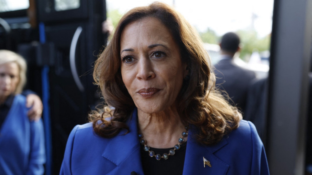 Trump anulează protecția pentru Kamala Harris înainte de turneul de promovare a cărții sale