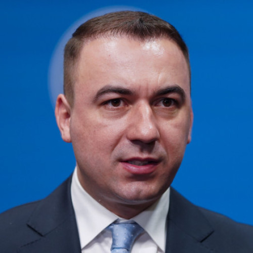 Ministrul Energiei, Bogdan Ivan, despre dezmăţul din bani publici în România