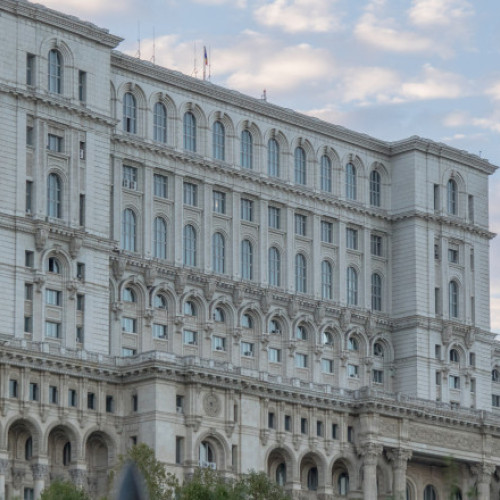 Senatul și Camera Deputaților se reunesc pentru angajarea răspunderii guvernului pe cinci proiecte din pachetul doi