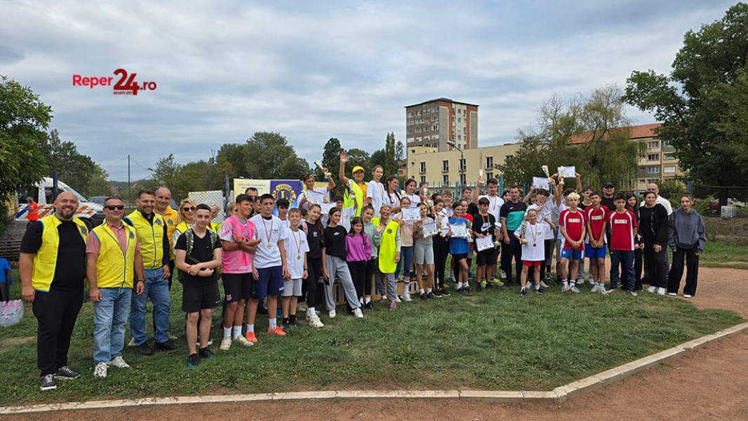 Crosul Inimă de Leu: provocare sportivă pe pista de atletism Francisc Vaștag