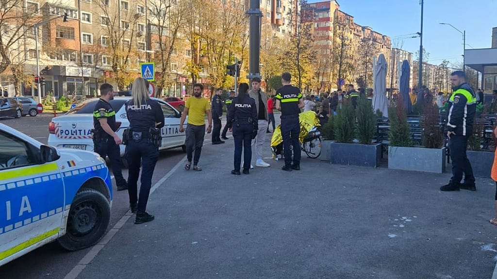 Femeie găsită posibil decedată pe un bulevard din Reșița