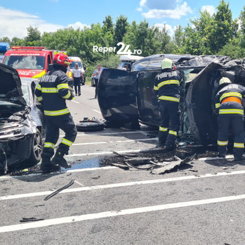 Accident pe DN 6 în zona Constantin Daicoviciu: mai multe persoane rănite, trafic blocat